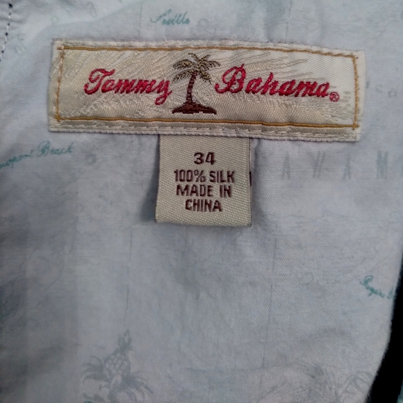 Tommy Bahama Shorts - Picture 10 of 11